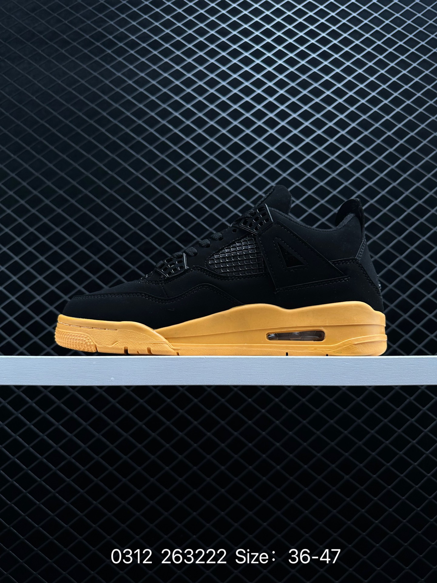 Air Jordan 4 Retro “Bred”